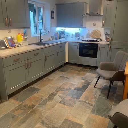 Morgraig Apartment Cardiff Bagian luar foto